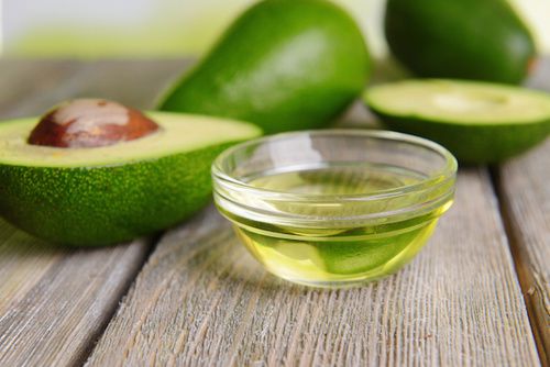 olio-avocado-benefici-proprieta-guide-online-it