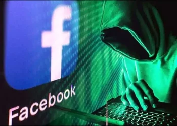 Facebook hackerato